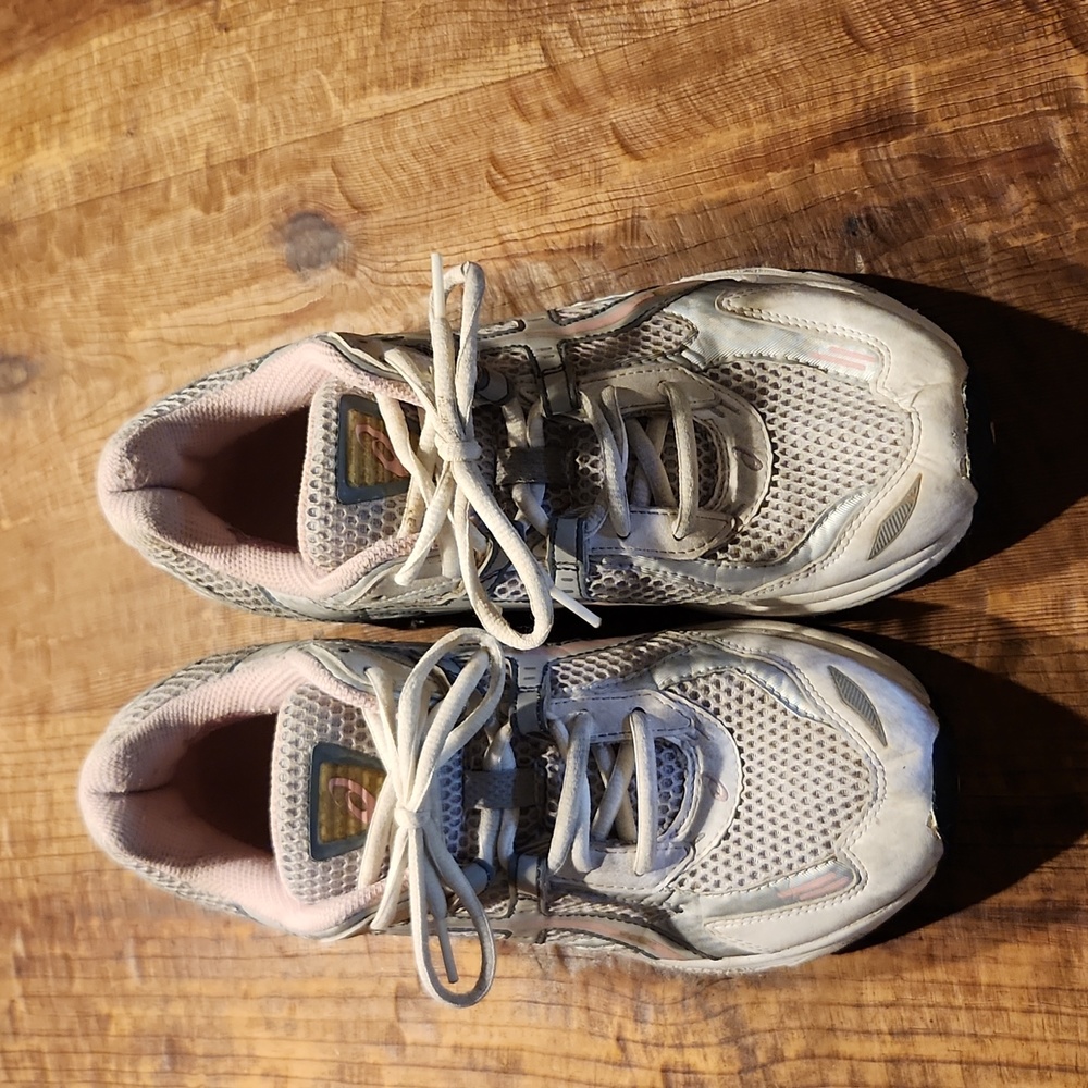 ASICS Duomax Gel Ladies Running Shoes Pink and Gray Size 11
